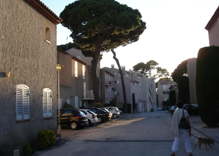 Au Calme, Climatise, Avec Parking, 2 Pas Des Plages, Le Port 公寓 *