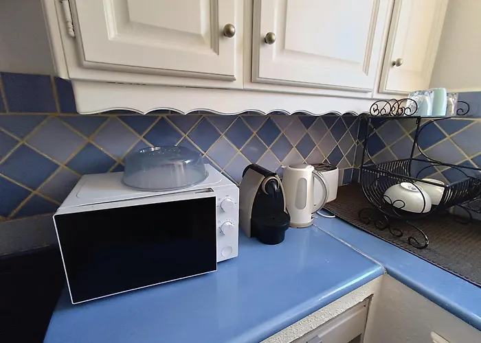 Au Calme, Climatise, Avec Parking, 2 Pas Des Plages, Le Port Apartment *